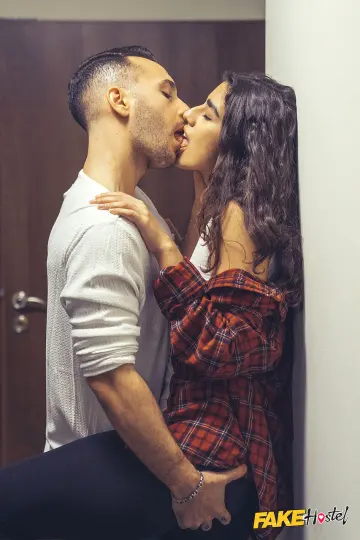 Leanne Lace, Aaeysha & Raul Costa - FakeHub photo 18