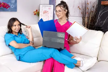 Liz Jordan & Hailey Rose - whengirlsplay photo 3