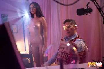 Mia Trejsi & Brad Knight - FakeHub photo 3