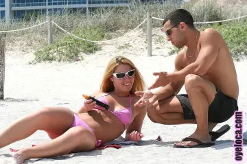 Mikey Butders & Summer Alessandro - Oye Loca photo 15