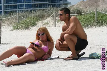 Mikey Butders & Summer Alessandro - Oye Loca photo 9