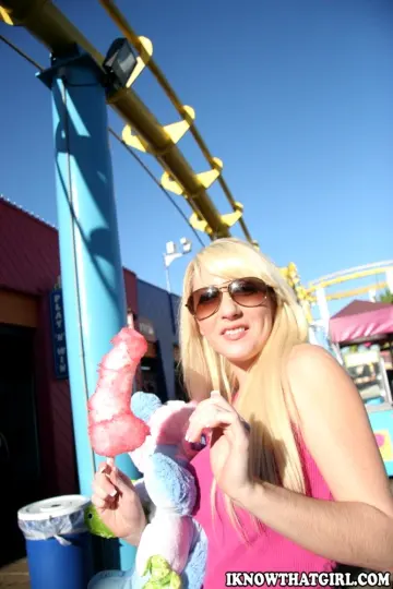 Missy Woods - I Know That Girl photo 14