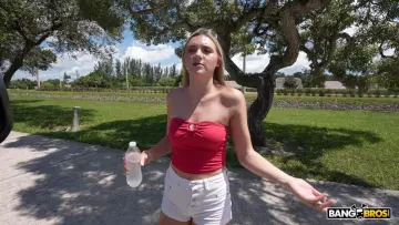 Molly Cooper & Tony Rubino - Bang Bus photo 13