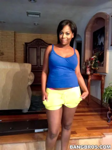 Monique Symone - BangBros photo 3