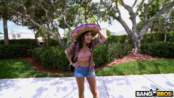 Natalie Brooks & Sean Lawless - Bang Bus photo 2
