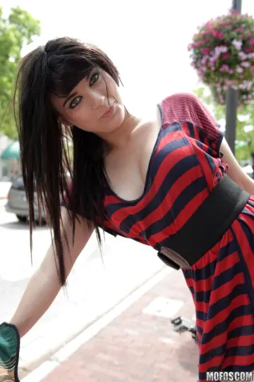 Oxuanna Envy - Mofos photo 12