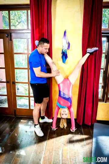 Paris White & Danny Mountain - Exxxtra Small photo 13