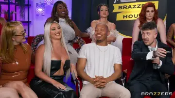 Phoenix Marie, Jenna Foxx, Alexis Tae & Victoria Cakes - Brazzers photo 4