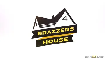 Phoenix Marie, Jenna Foxx, Alexis Tae & Victoria Cakes - Brazzers photo 7