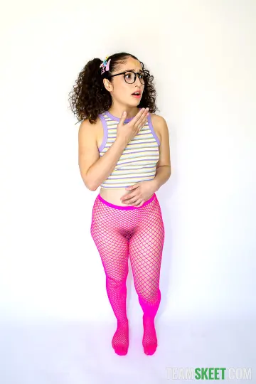 Pixie Smalls & Danny Mountain - Exxxtra Small photo 9