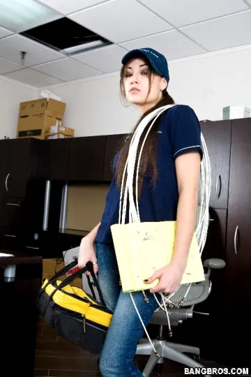 Sasha Grey & Kelly Divine - Ass Parade photo 8