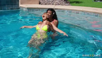 September Reign & Nicole Doshi - Brazzers photo 6