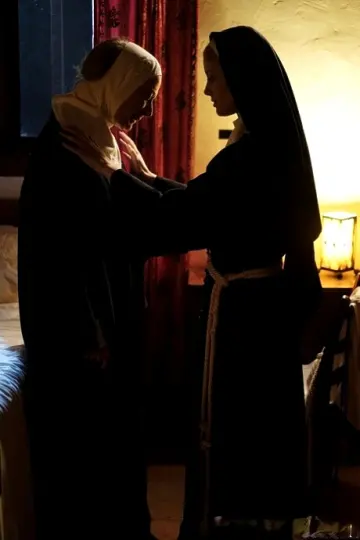 Serene Siren & Mona Wales MILFED photos