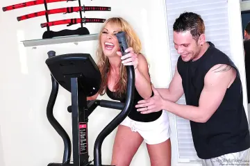 Shayla Laveaux - RealityJunkies photo 16