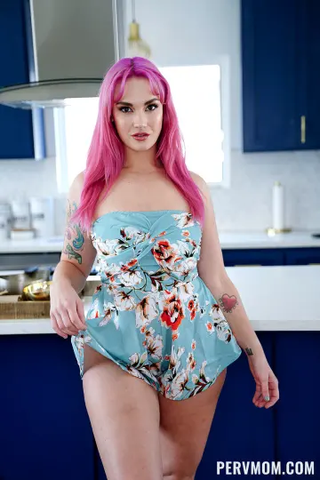 Siri Dahl & Tommy Wood - PervMom photo 10