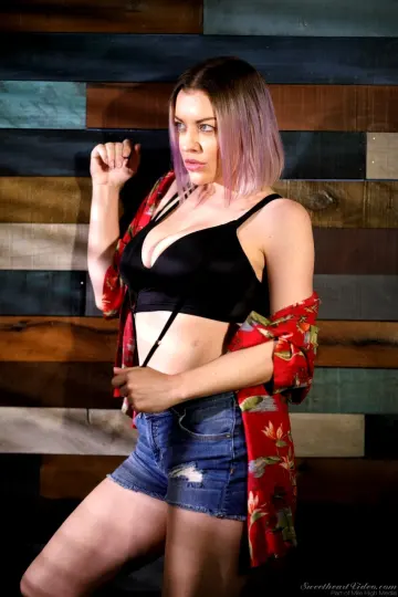 Sovereign Syre - SweetHeartVideo photo 3