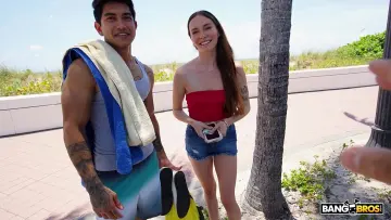Tess Thompson & Arin Jones - Bang Bus photo 6