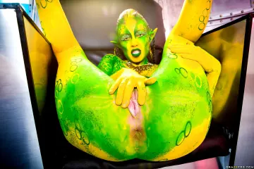 Tiffany Doll - Brazzers Exxtra photo 7