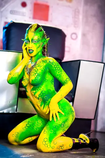 Tiffany Doll - Brazzers Exxtra photo 8