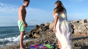Valeria Fuentes & Alberto Blanco - Mofos photo 20