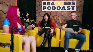Yhivi, Lily Lou & Alex Mack - Brazzers photo 11